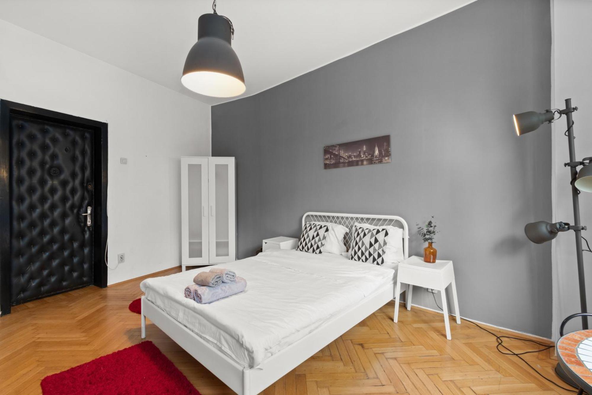 Апартаменты Old Town Studio 23B Бухарест Экстерьер фото